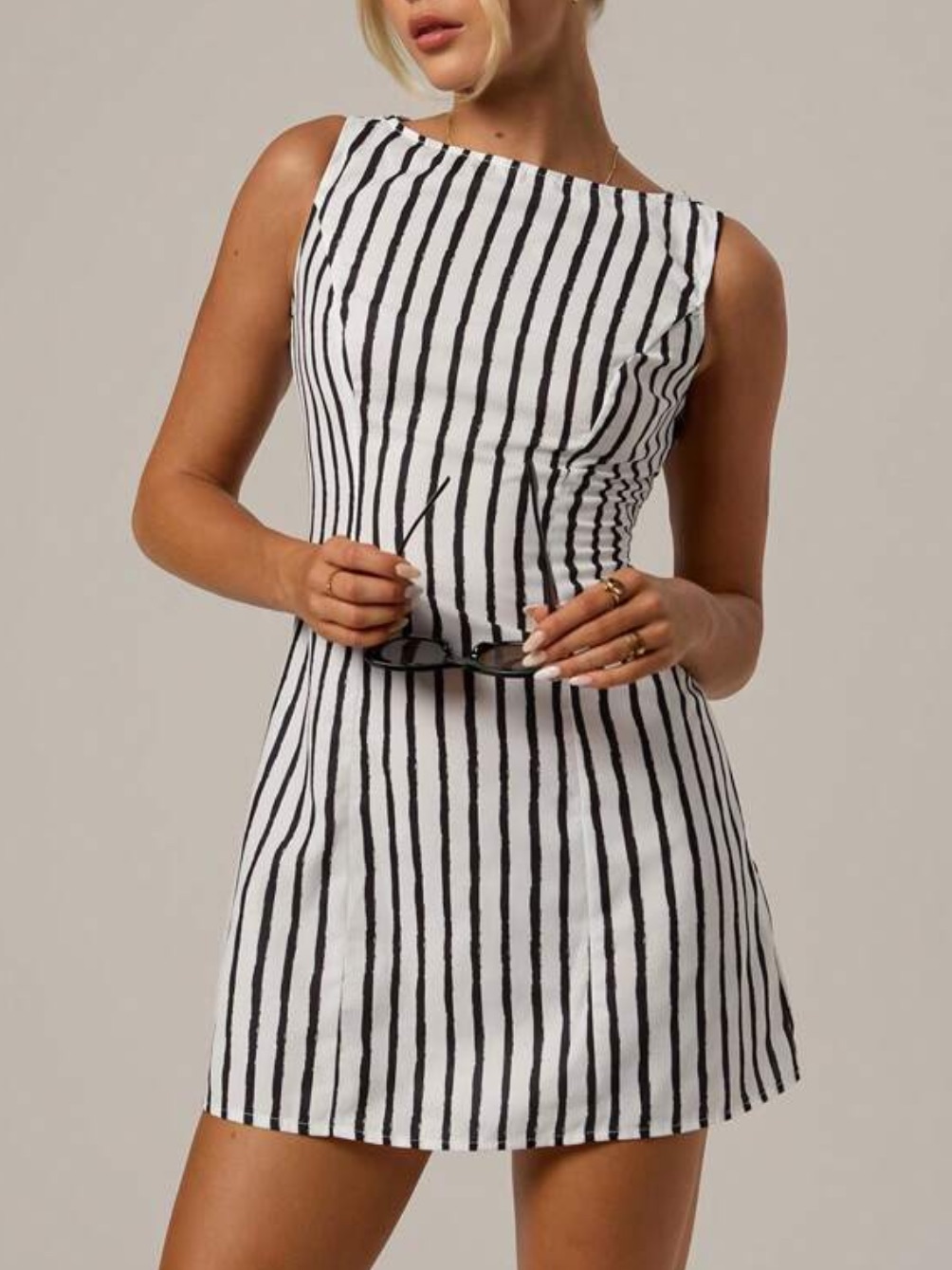 Forever 21 Black & White Striped Sleeveless Mini Dress